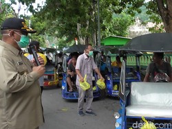 Pemprov Gorontalo Bagikan Sembako ke 2 Ribu Sopir Becak Motor Terdampak Corona