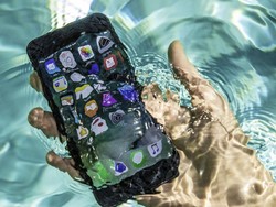 Wow! iPhone 8 Masih Berfungsi Setelah 2 Bulan Jatuh ke Sungai