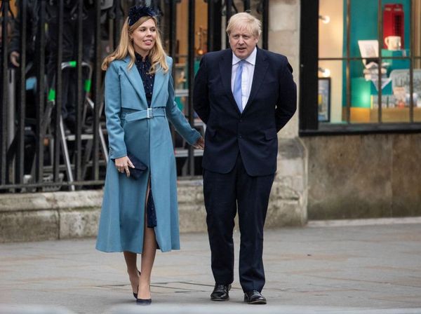 Foto: Tunangan Boris Johnson yang Lagi Hamil, Harus Terpisah Karena Corona