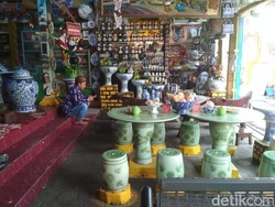 Terdampak Corona, Warung-warung Kuliner Solo Sepi Hingga Tutup