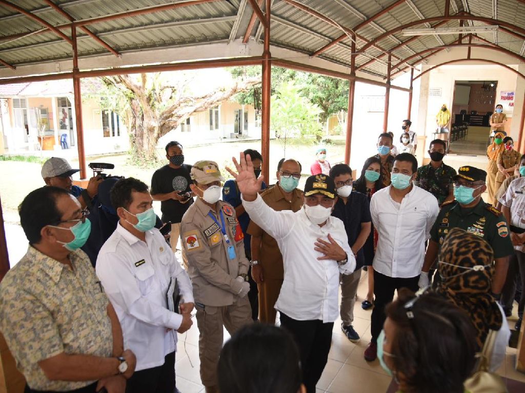 1 Keluarga di Pematangsiantar Positif Corona, Gubsu: Bisa Dirujuk ke Medan 1 Keluarga di Pematangsiantar Positif Corona, Gubsu: Bisa Dirujuk ke Medan