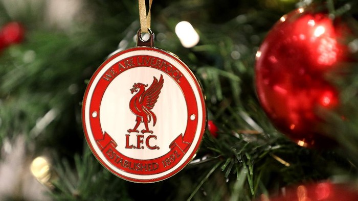 LIVERPOOL, ENGLAND - NOVEMBER 05: The Liverpool logo is seen on a Christmas decoration prior to the UEFA Champions League group E match between Liverpool FC and KRC Genk at Anfield on November 05, 2019 in Liverpool, United Kingdom. (Photo by Alex Pantling/Getty Images)