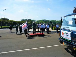 ACT & TNI Salurkan 1.000 Ton Beras ke 200 Ribu Keluarga se-Jadetabek