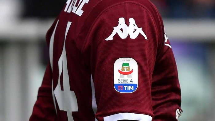 TURIN, ITALY - NOVEMBER 10:  A detail of the Serie A logo during the Serie A match between Torino FC and Parma Calcio at Stadio Olimpico di Torino on November 10, 2018 in Turin, Italy.  (Photo by Valerio Pennicino/Getty Images)