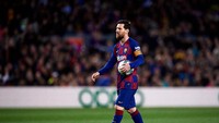 Per minggu, Lionel Messi mendapat 988 ribu paun atau setara Rp 19 miliar dari Barcelona (Alex Caparros/Getty Images)