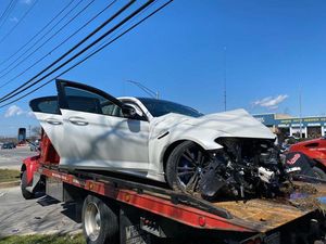 Ambyar, BMW M5 Harga Rp 5 Miliar Baru Keluar Dealer Langsung Babak Belur Ambyar, BMW M5 Harga Rp 5 Miliar Baru Keluar Dealer Langsung Babak Belur