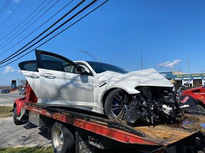 Ambyar, BMW M5 Harga Rp 5 Miliar Baru Keluar Dealer Langsung Babak Belur