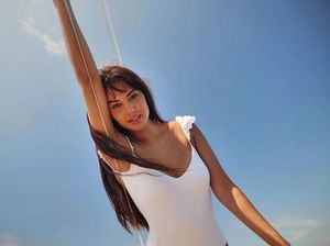 Video Call Halu, Konten Kocak Aurelie Moeremans yang Diburu Netizen Video Call Halu, Konten Kocak Aurelie Moeremans yang Diburu Netizen