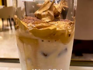 Syahrini Bikin Dalgona Coffee Sesyuka Hati, Kayak Gini Hasilnya!