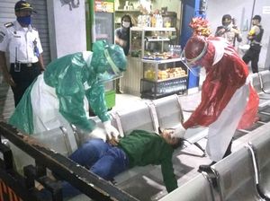 Petugas Ber-APD Evakuasi Wanita Kejang-kejang, Ternyata Overdosis Miras