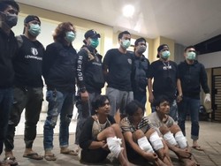 Polisi Tembak 3 Begal Bersenjata Busur yang Satroni Rumah Warga di Makassar 