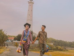 Uwwuu!!! Viral Cerita Cinta Tukang Bakso Bakar dan Bidan di Purworejo