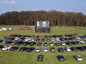 Bioskop Drive-In Jadi Hiburan Warga Jerman di Tengah Wabah Corona