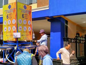 Kemnaker Distribusikan 20 Wastafel Portabel di Bandung Barat