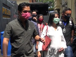 Tengah Hamil, Vanessa Angel Bersyukur Dapat Keringanan Tahanan Kota