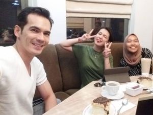 Intip Serunya Momen Kuliner Atalarik Syach Bersama Rekan Artis