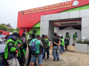 Mentan Sebut Pasar Tani Bantu Pemasukan Ojol dan Petani