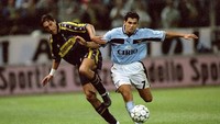 Sergio Conceciao tampil sebanyak 30 kali di liga saat Lazio merebut Scudetto. (Foto: Getty Images/Claudio Villa/ Grazia Neri)