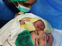 Momen Manis Glenn Fredly dan Bayinya, Ditinggal Selamanya Saat Baru 40 Hari