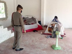 Kisah Turis Terdampar di Samping Krematorium Saat Phuket Lockdown