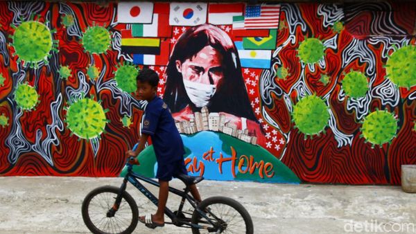 Mural Lawan Corona Mejeng di Cipayung Depok