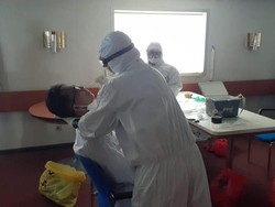 Positif Corona, 26 ABK KM Lambelu Isolasi Mandiri di Atas Kapal