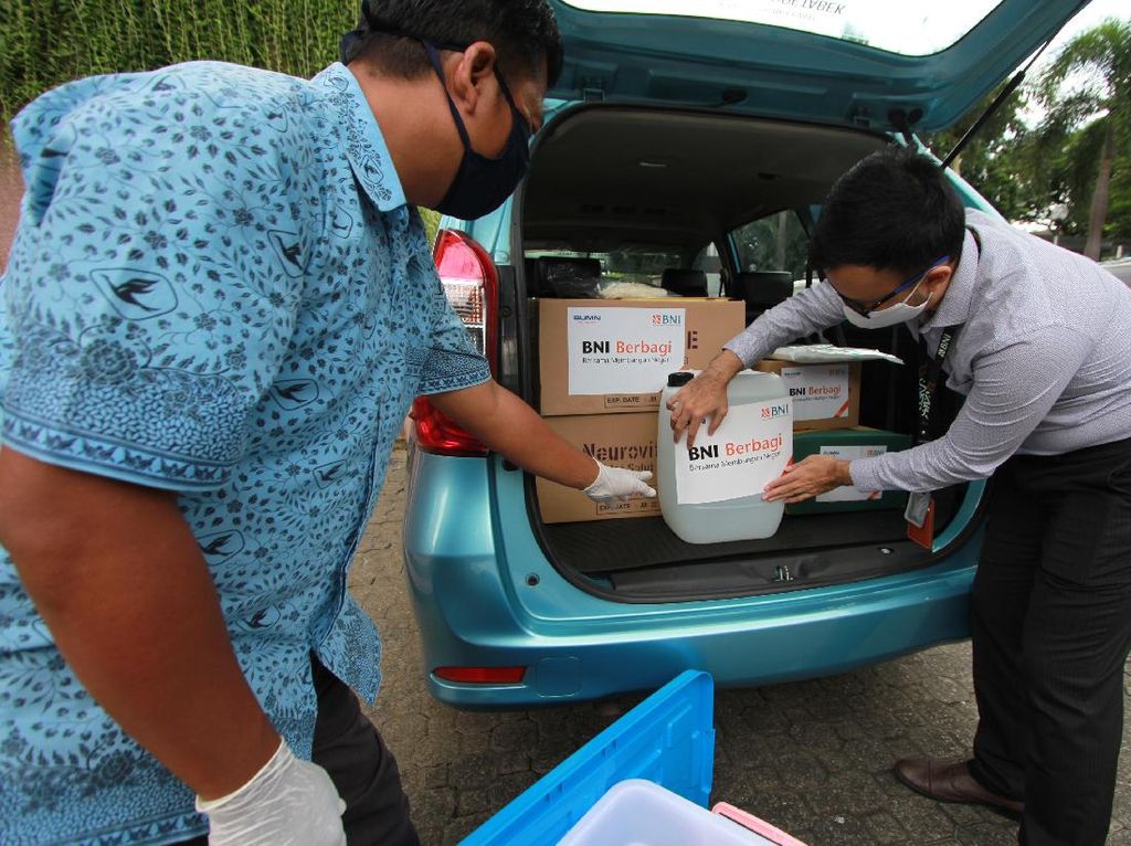 Bantuan Kemanusiaan untuk Pasien Corona Bantuan Kemanusiaan untuk Pasien Corona