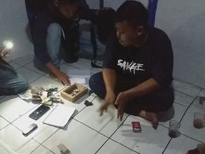 Pandemi Corona, 7 Orang di Garut Digerebek Saat Main Judi Togel