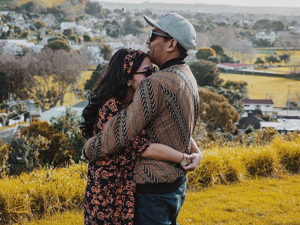 Glenn Fredly Akan Selalu Jadi Cahaya Penuntun Mutia Ayu Glenn Fredly Akan Selalu Jadi Cahaya Penuntun Mutia Ayu