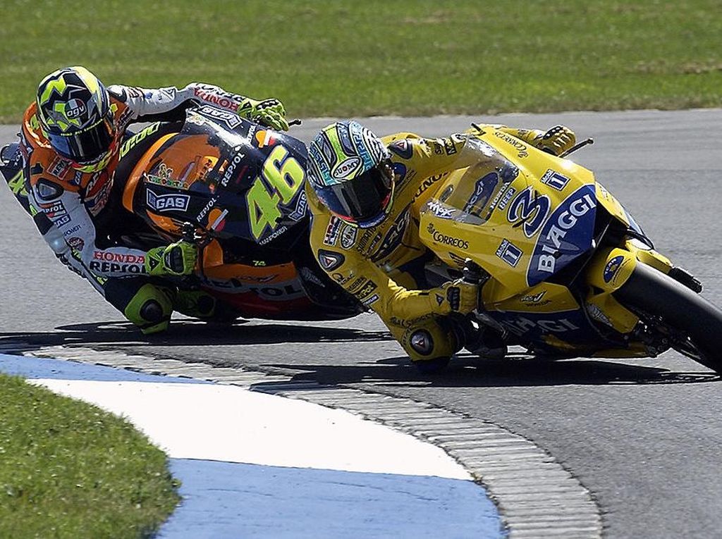 Rivalitas Panas dengan Rossi yang Kini Begitu Dirindukan Biaggi