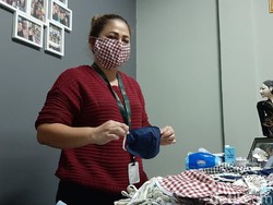 Penjahit di Kota Bogor Produksi 5.000 Masker Kain Gratis untuk Warga