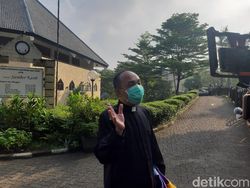 Pendeta Kenang Kembali Sosok Religius Glenn Fredly