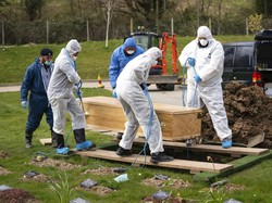 2.569 Orang Meninggal dalam Sehari, Trump Sebut Strategi Agresif AS Berhasil