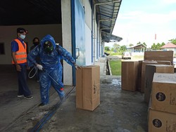 Dinkes Aceh Distribusikan 4.000 APD dan 8.000 Masker ke 375 Puskesmas