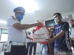 Bansos untuk Warga Terdampak Corona Mulai Didistribusikan