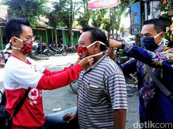 Ada Pembagian 1.000 Masker Batik di Bondowoso