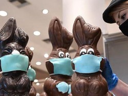 Di Tengah Pandemi Corona, Kelinci Paskah Cokelat Dibuat Pakai Masker!