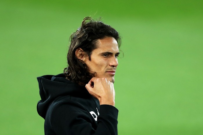 LIVERPOOL, ENGLAND - SEPTEMBER 17:  Edinson Cavani of Paris Saint-Germain looks on as Paris Saint-Germain walks the pitch on the eve of their UEFA Champions League Match against Liverpool at Anfield on September 17, 2018 in Liverpool, England.  (Photo by Mark Robinson/Getty Images)