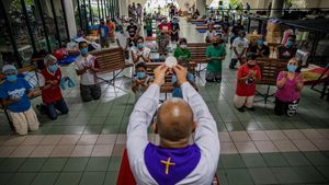 Perayaan Kamis Putih di Berbagai Negara saat Pandemi Corona