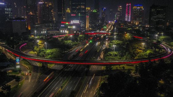 Cahaya Merah Putih Dukungan untuk Tenaga Medis COVID-19