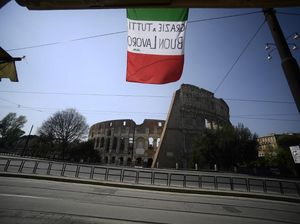 Italia Kembali Perpanjang Lockdown untuk Batasi Virus Corona Hingga 3 Mei