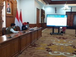 2 Daerah Zona Hijau, Khofifah Minta Bupati Sampang dan Sumenep Berbagi Rahasia