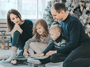 Liburan #diRumahaja, 7 Kegiatan Traveling Ini Harus Dicoba