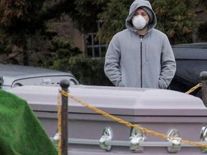 Total Kasus Corona di New York Lampaui Spanyol-Italia, Pemakaman Massal Digelar