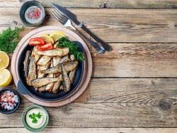 5 Ikan yang Sehat untuk Dikonsumsi Saat Lagi di Rumah Aja