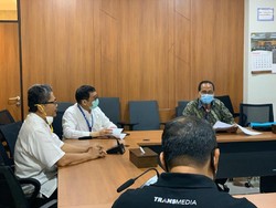 Pertimbangan CT Corp-Bank Mega Bangun Bangsal Covid-19 di RSCM-RSKI Unair