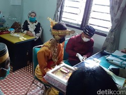 Masa Pandemi COVID-19, KUA Tamalate Makassar Gelar Akad Nikah di Kantor