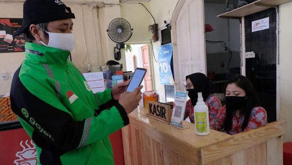 Donasi Voucher Makan untuk Para Ojol