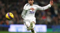 Mendiang Jose Antonio Reyes dipinjam Real Madrid dari Arsenal di tahun 2006. Reyes mengemas 38 kali penampilan dan sukses membawa Real Madrid juara Laliga dengan dua gol penentunya melawan Real Mallorca (Getty Images)