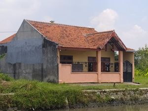 Pasca Digeledah Densus 88, Rumah Terduga Teroris di Sidoarjo Sepi